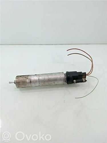 Bomba interna de combustible   7799968