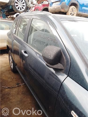 Jeep Compass Дверь 