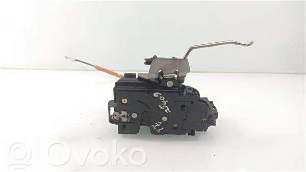 Audi A4 S4 B6 8E 8H Zamek drzwi tylnych 