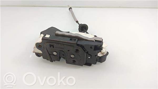 Volkswagen Polo V 6R Silniczek dociągania drzwi tylnych 
