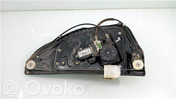 Land Rover Freelander 2 - LR2 Elektryczny podnośnik szyby drzwi tylnych 