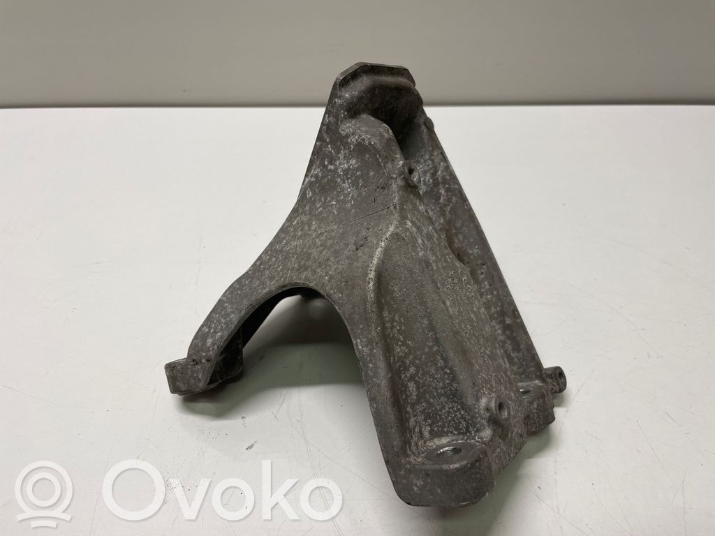 Audi A6 S6 C6 4F Engine mounting bracket 