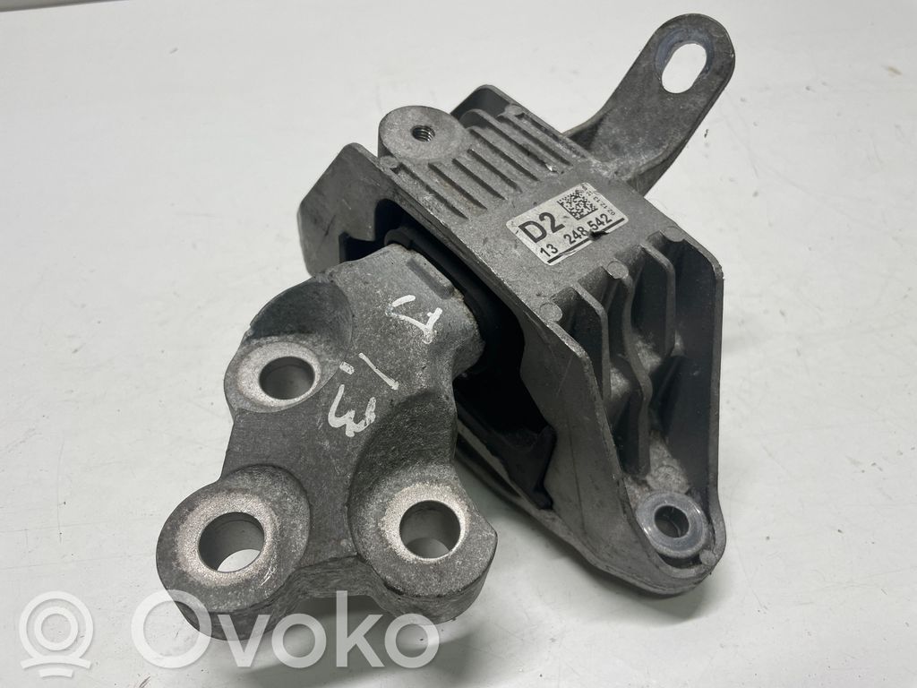 Opel Astra J Engine mount bracket 