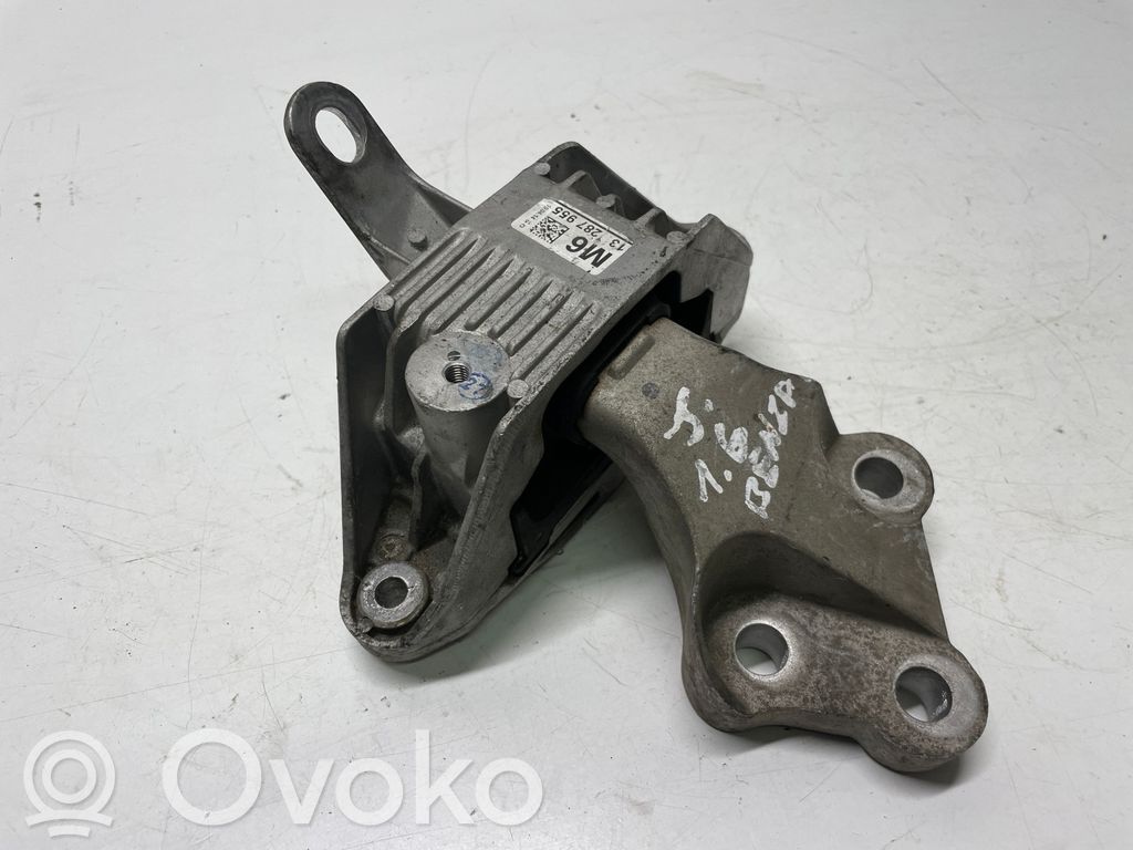 Opel Astra J Engine mount bracket 