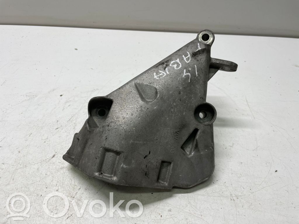 Skoda Fabia Mk2 (5J) Engine mounting bracket 