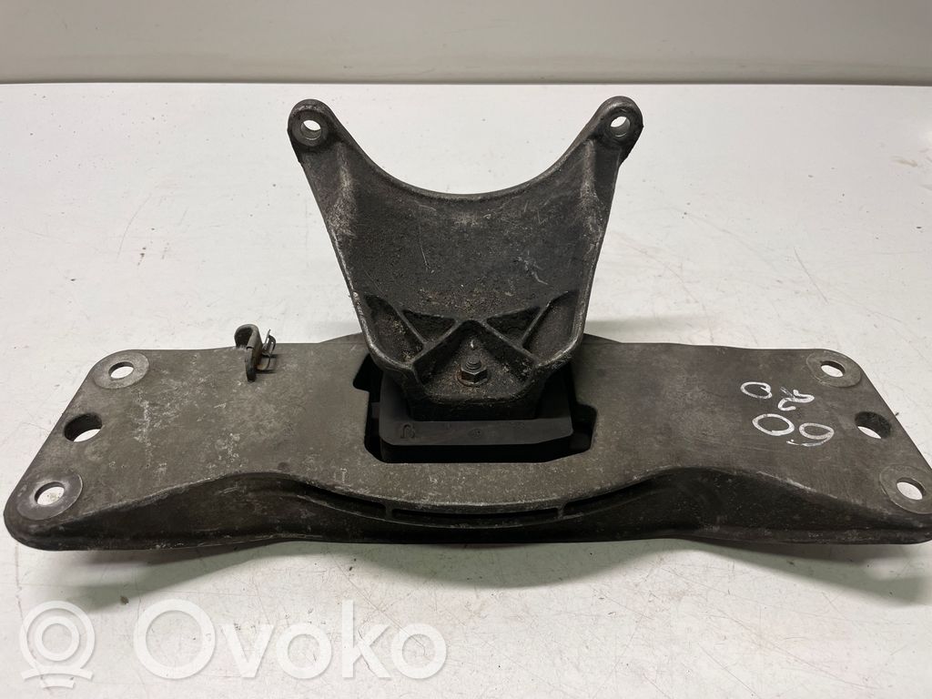 BMW 5 E60 E61 Gearbox mounting bracket 