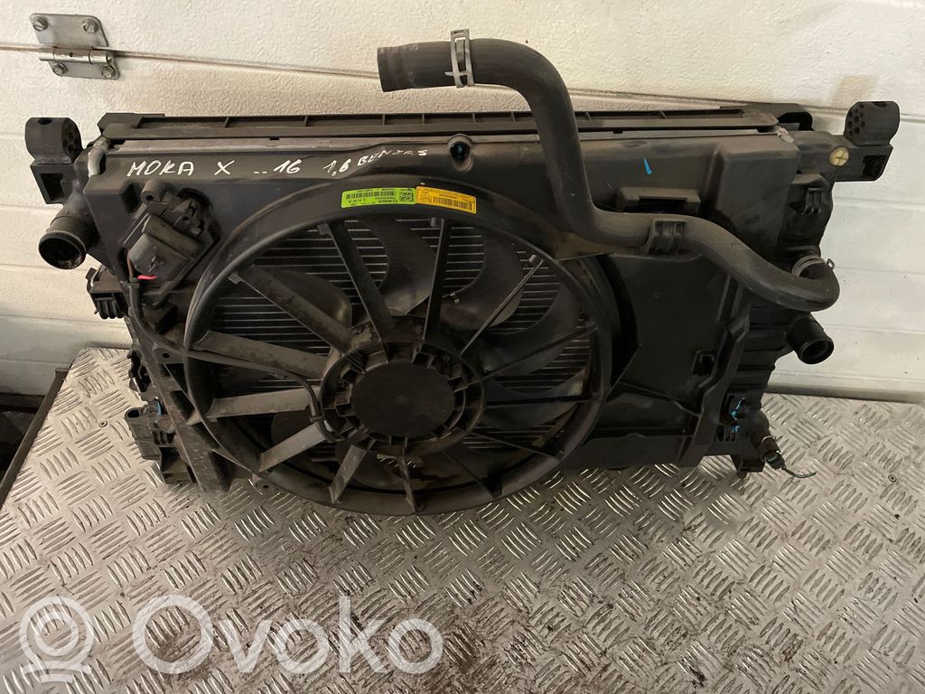 Opel Mokka X Комплект радиатора 