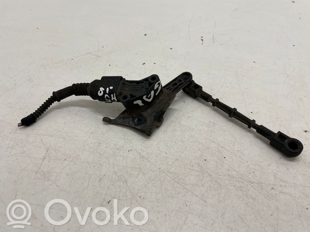 Front height sensor lever   8W0941309C