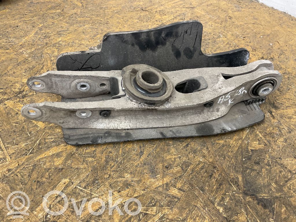 Audi A5 Triangle bras de suspension supérieur arrière 