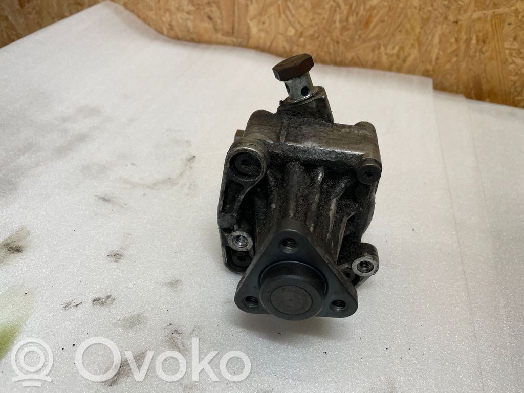 Opel Vectra C Power steering pump 