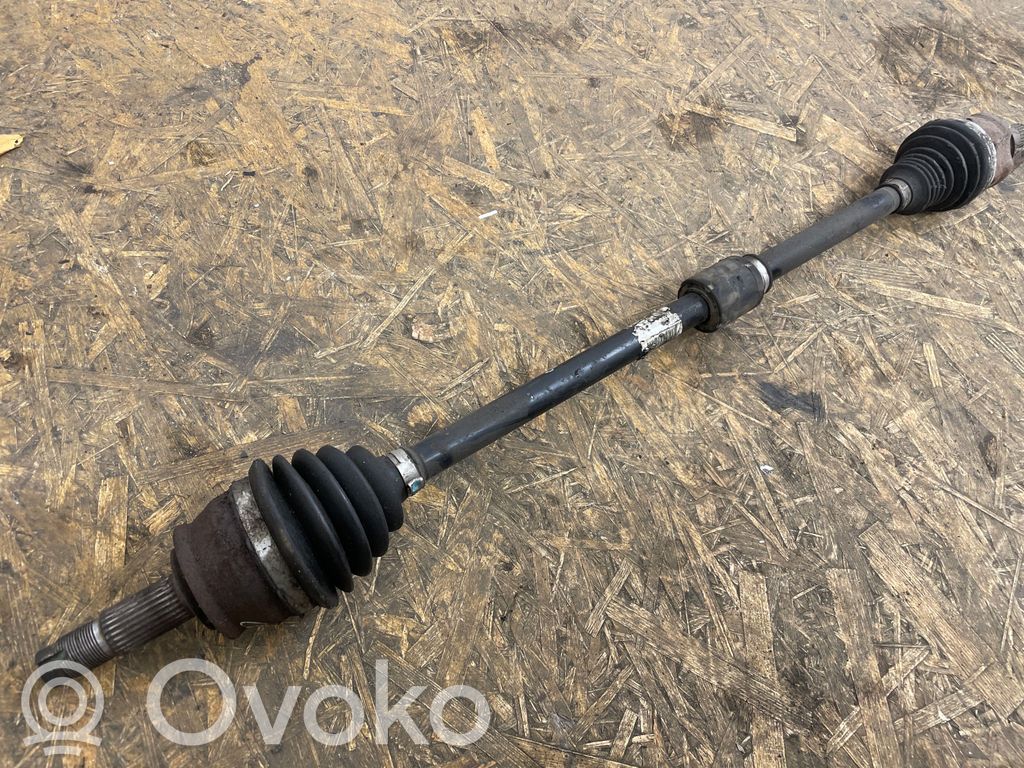 Opel Corsa E Priekinis pusašis 