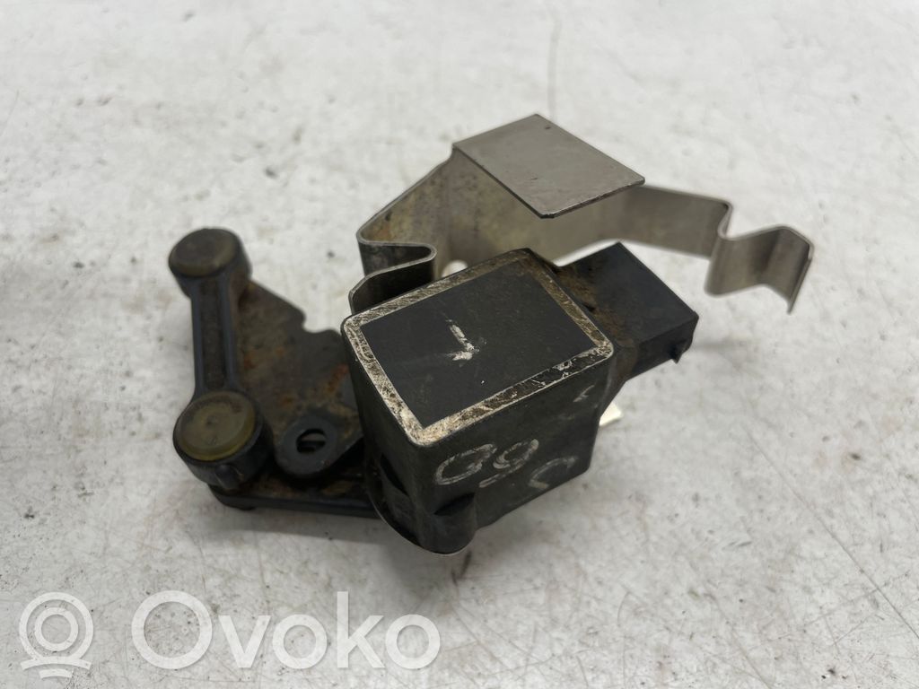 Volvo V40 Headlight/headlamp level sensor 