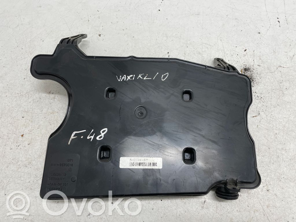 BMW X1 F48 F49 Rezonator / Dolot powietrza 