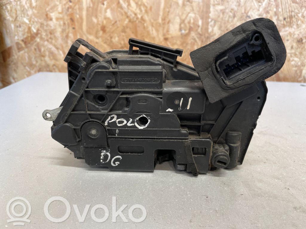 Volkswagen Polo V 6R Cerradura de puerta trasera 