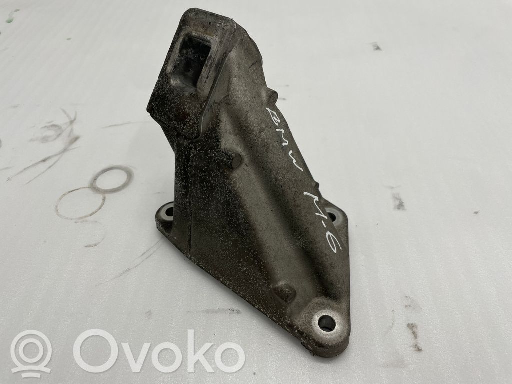 BMW M6 Engine mounting bracket 