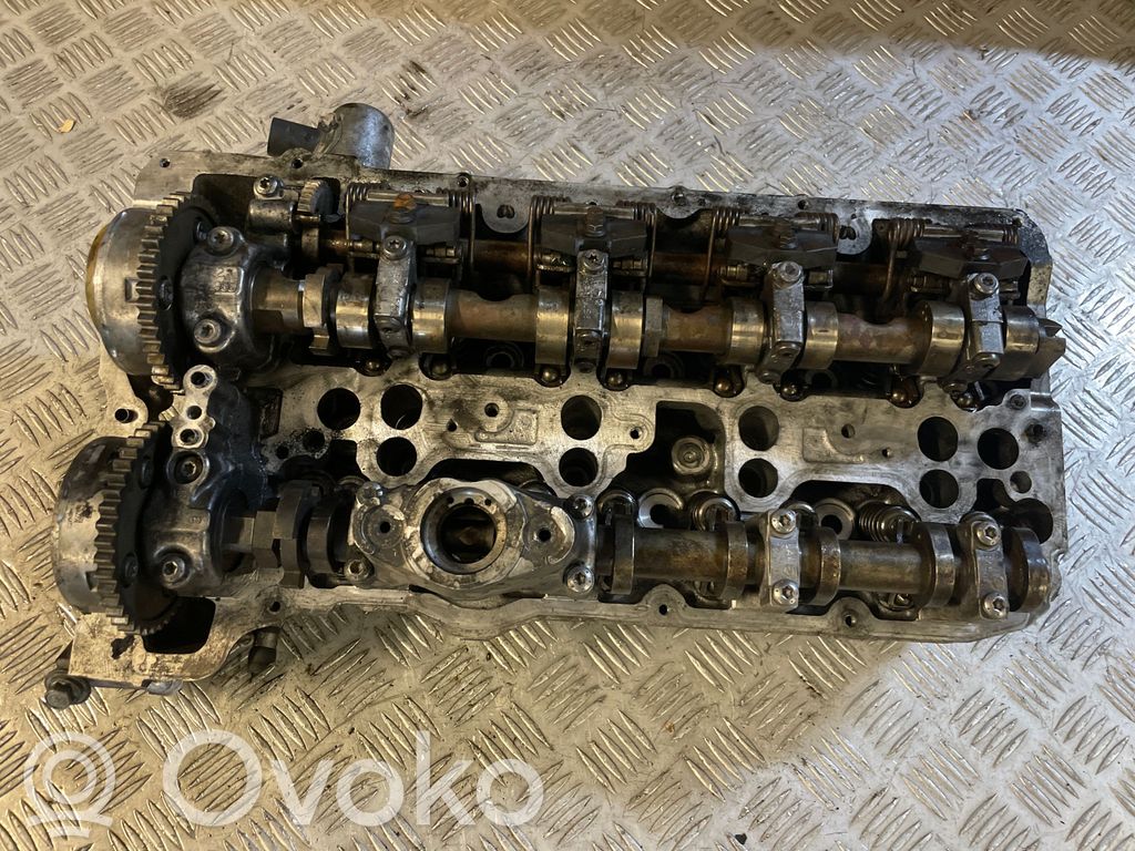 Engine head   7603471