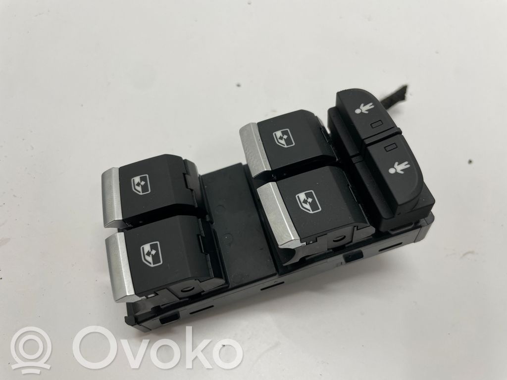 Audi A4 S4 B9 Electric window control switch 