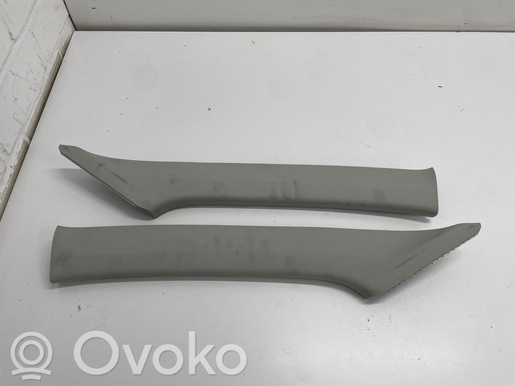Skoda Fabia Mk3 (NJ) Osłona słupka szyby przedniej / A 