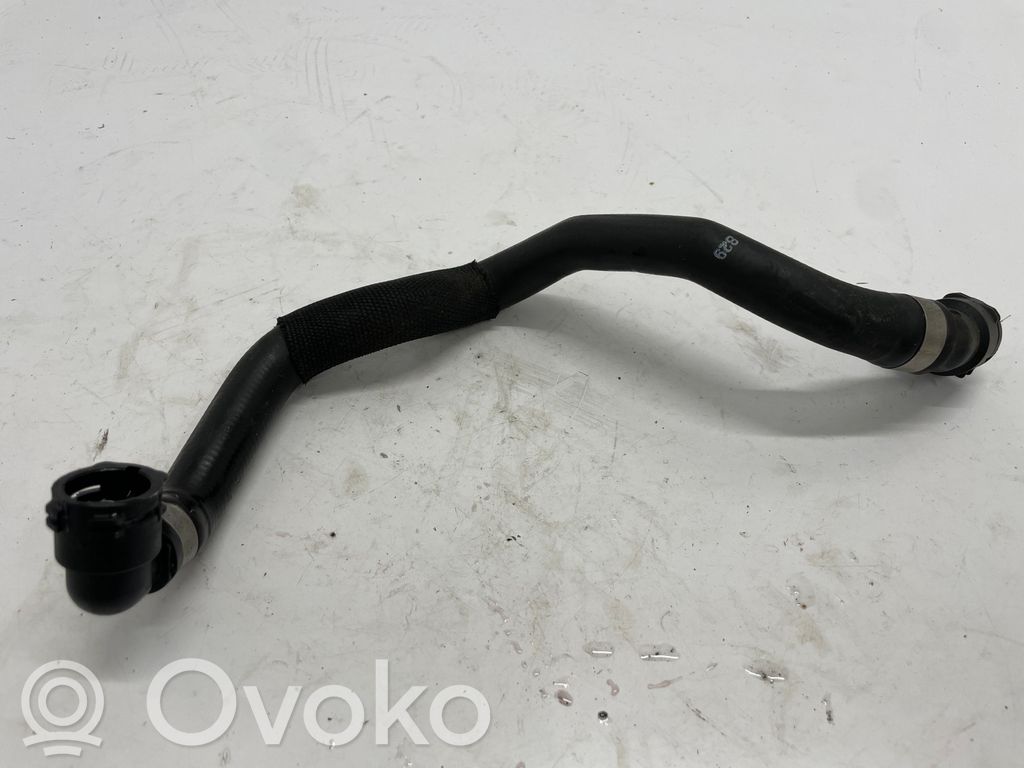 Mercedes-Benz A W177 Engine coolant pipe/hose 