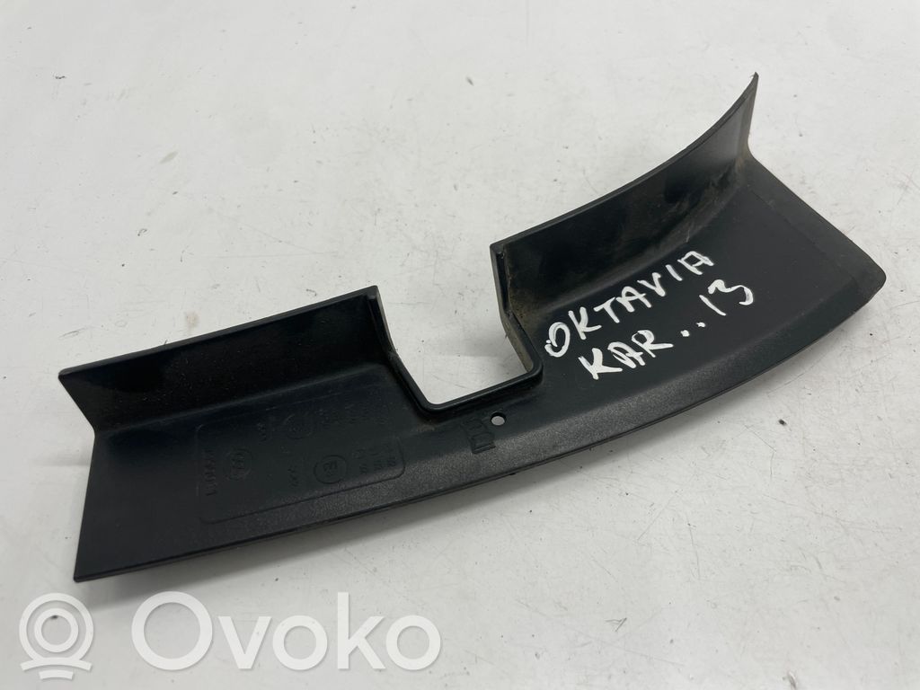 Skoda Octavia Mk3 (5E) Listwa pod lampę tylną 