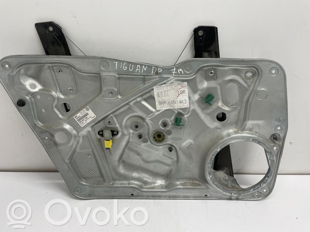 Volkswagen Tiguan Mechanizm podnoszenia szyby przedniej bez silnika 
