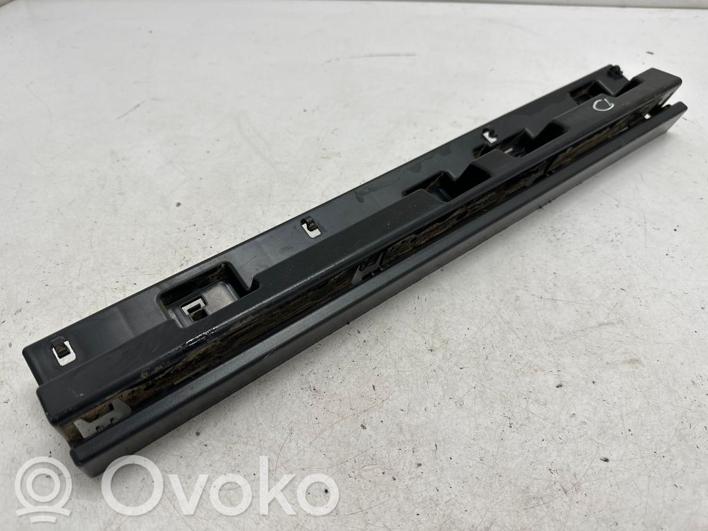 BMW 2 F46 Sill supporting ledge 