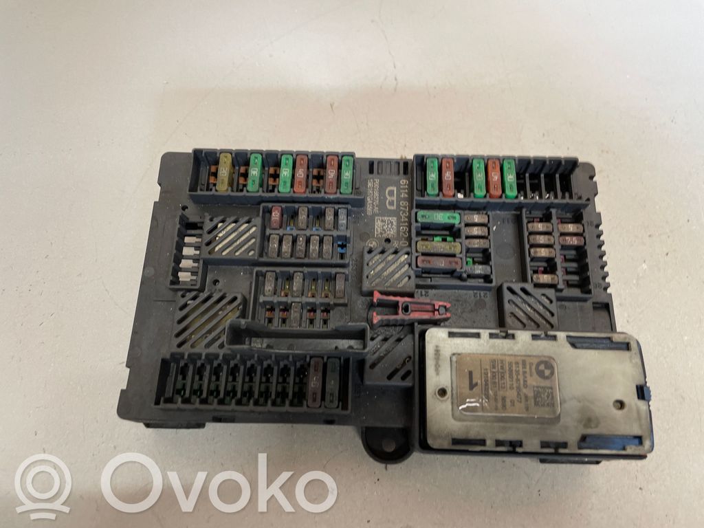 BMW 3 G20 G21 Sicherungskasten 