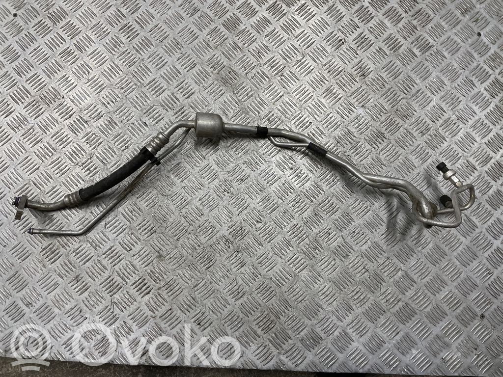 Opel Corsa E Ilmastointilaitteen putki (A/C) 