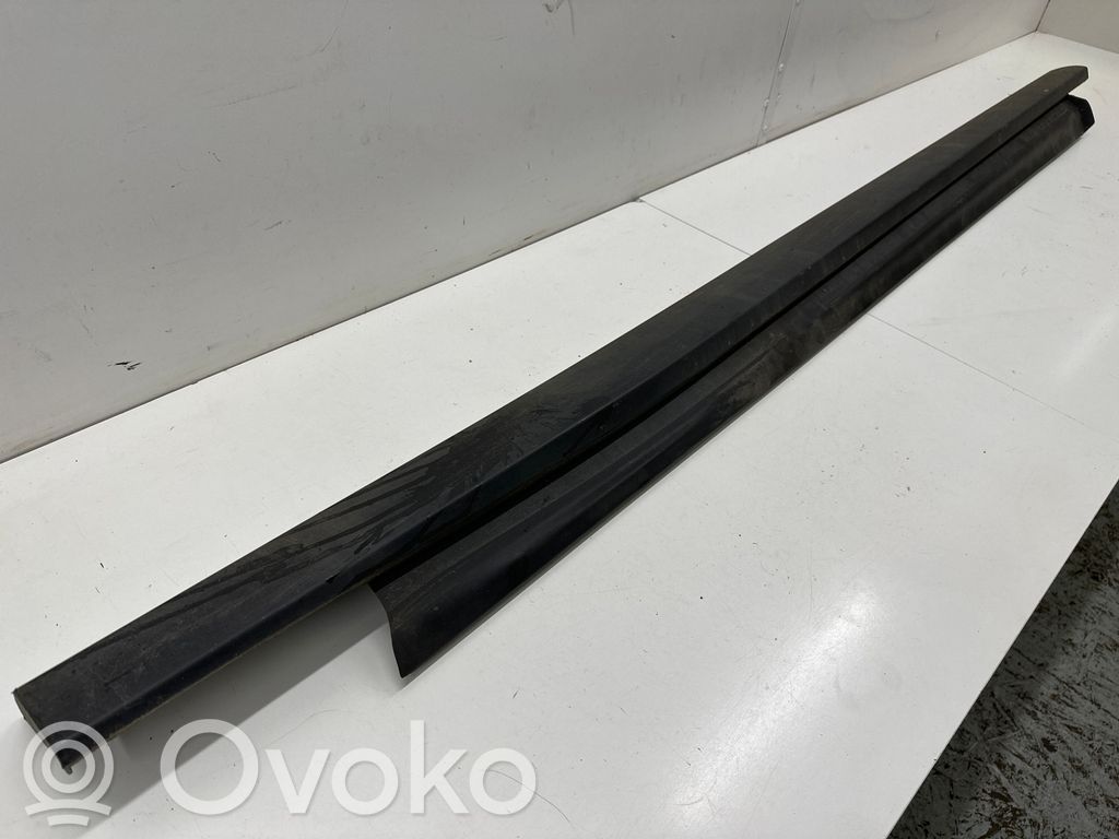 Ford Focus Sill 