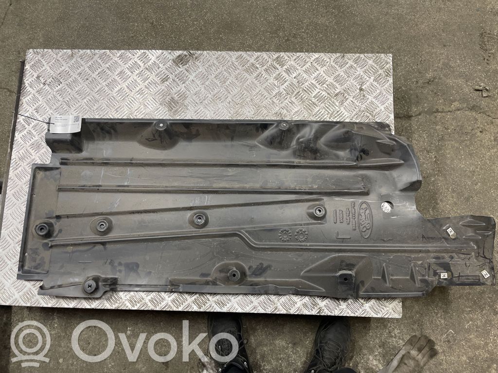 Ford Fiesta Šoninė dugno apsauga 