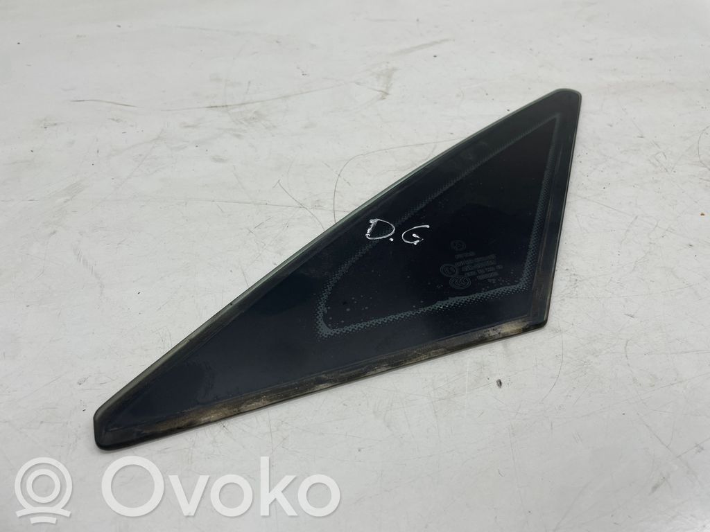 Mercedes-Benz E C207 W207 Rear vent window glass 
