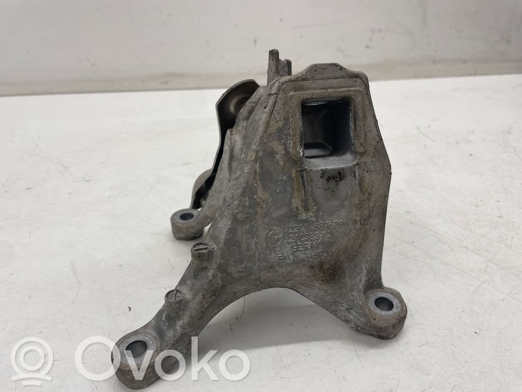 BMW 3 G20 G21 Engine mounting bracket 