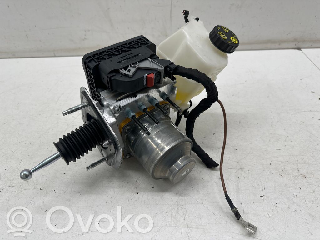 BMW X7 G07 ABS bloks 