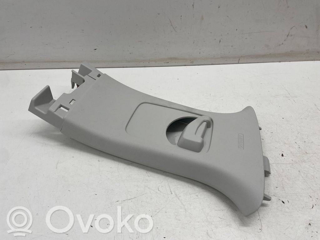 Ford Focus Pilar (B) (superior) 