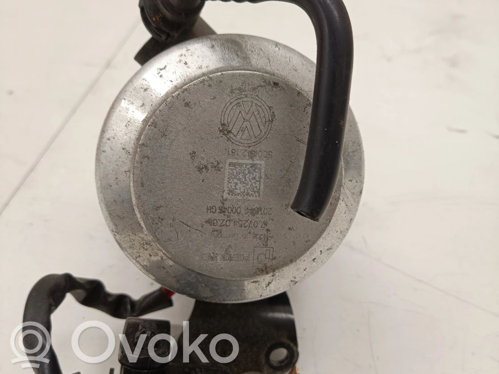 Audi Q2 - Pompă vacuum 