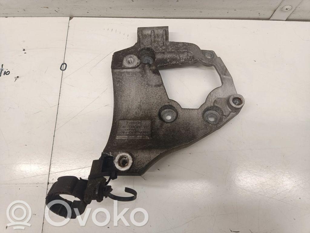 Ford Focus A/C compressor mount bracket 