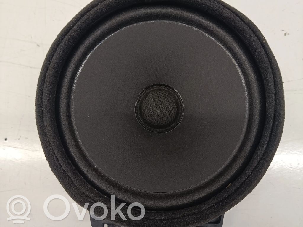 Opel Astra K Altavoz de la puerta delantera 
