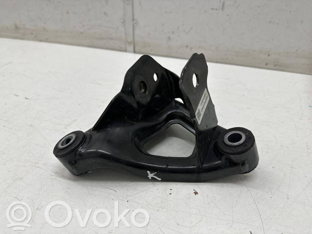 Tesla Model 3 Engine mounting bracket 