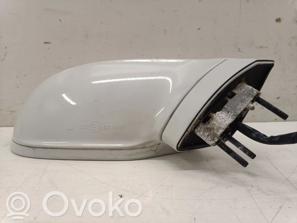 Audi A7 S7 4G Elektryczne lusterko boczne drzwi przednich 