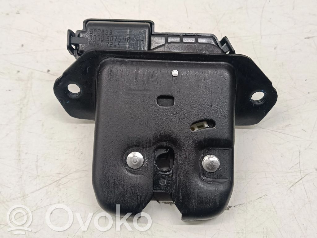 Nissan Qashqai J12 Tailgate/trunk/boot lock/catch/latch 