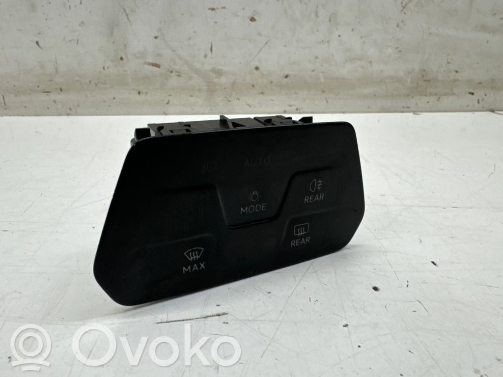 Volkswagen Golf VIII Interruptor de luz 