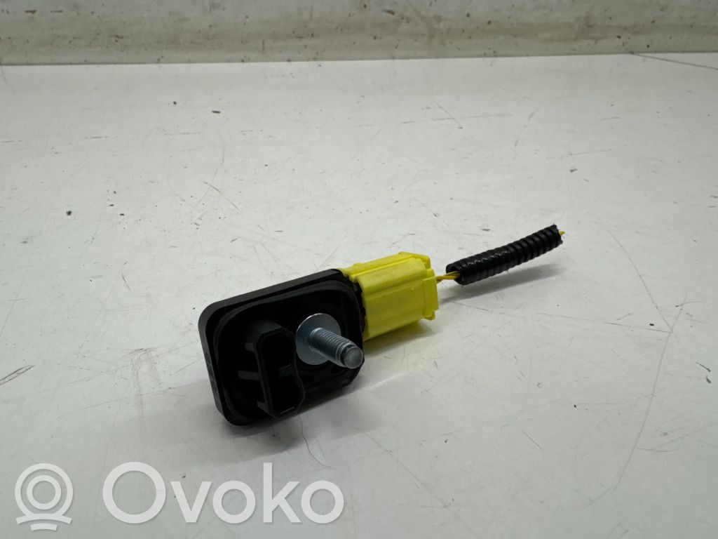 Toyota RAV 4 (XA50) Airbagsensor Crashsensor Drucksensor 