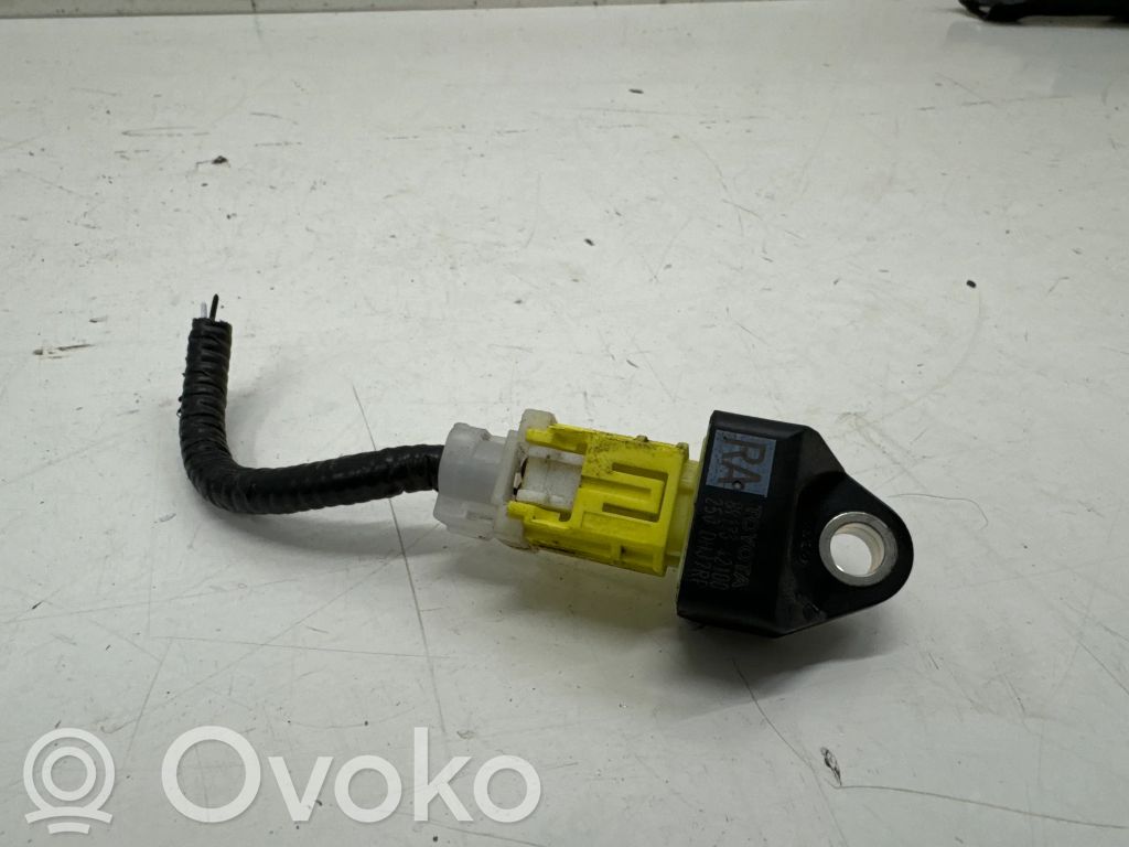 Toyota RAV 4 (XA50) Sensor impacto/accidente para activar Airbag 
