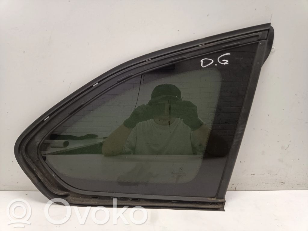 BMW X1 F48 F49 Vidrio lateral trasero 