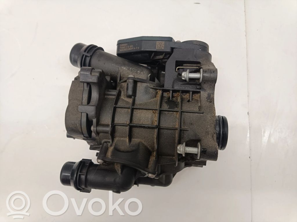 BMW 3 G20 G21 Termostat / Obudowa termostatu 