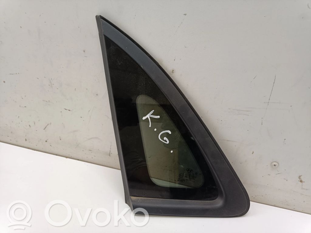 Hyundai Kona I Rear side window 