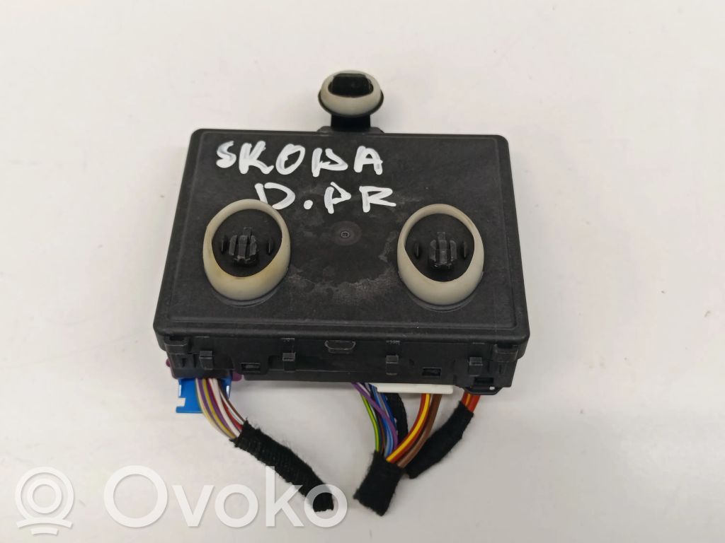 Skoda Enyaq iV Door control unit/module 