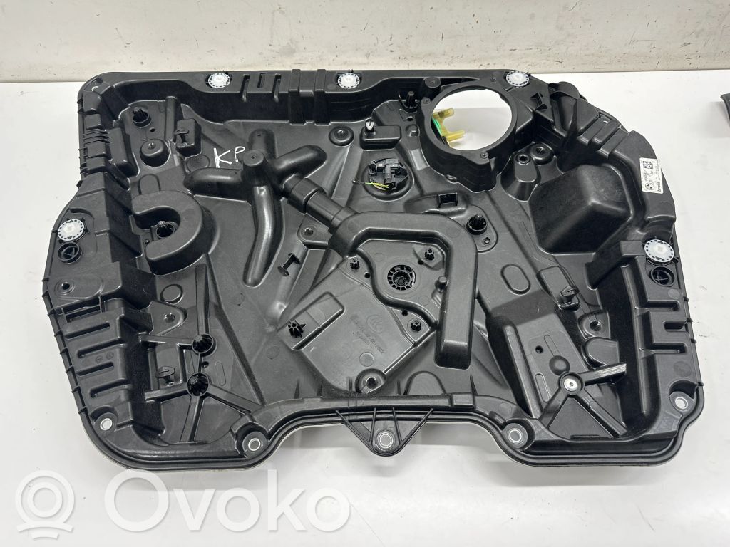 BMW X3 G01 Meccanismo di sollevamento del finestrino anteriore senza motorino 
