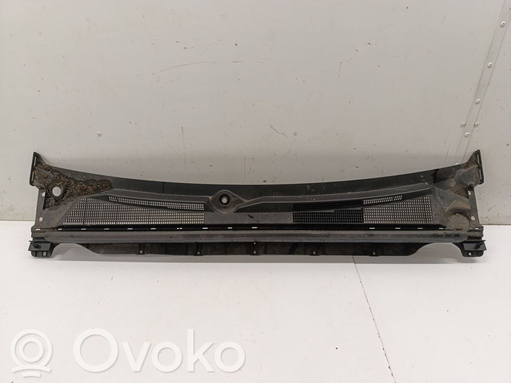 Renault Arkana Podszybie przednie 
