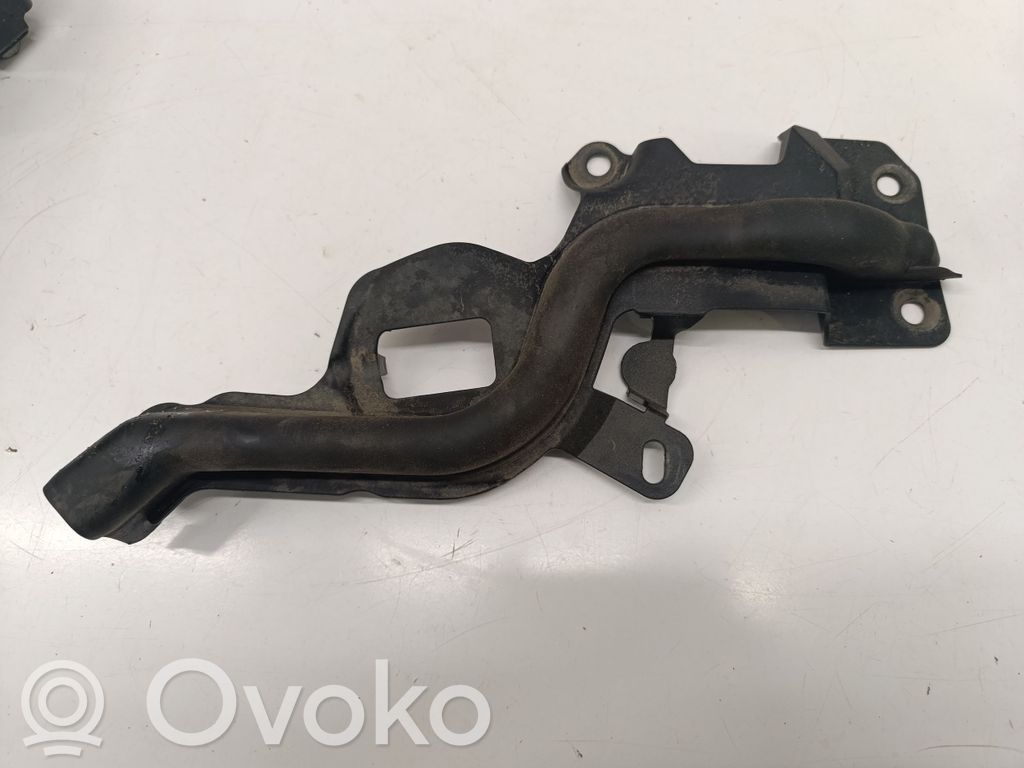 Engine compartment rubber   8075016